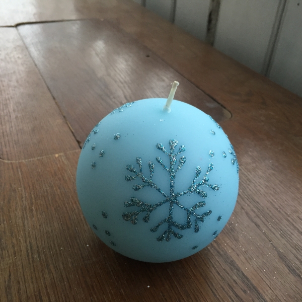 Adventné sviece snehová vločka guľa modrá 10cm