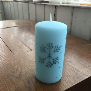 Adventné sviece snehová vločka valec modrý 7x14cm