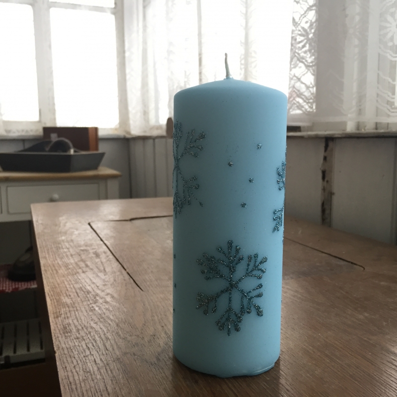 Adventné sviece snehová vločka valec modrý 7x18cm