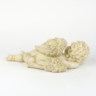 Anjel ležiaci na bruchu 32cm