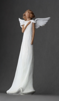 Anjel s rukou na srdci 25cm