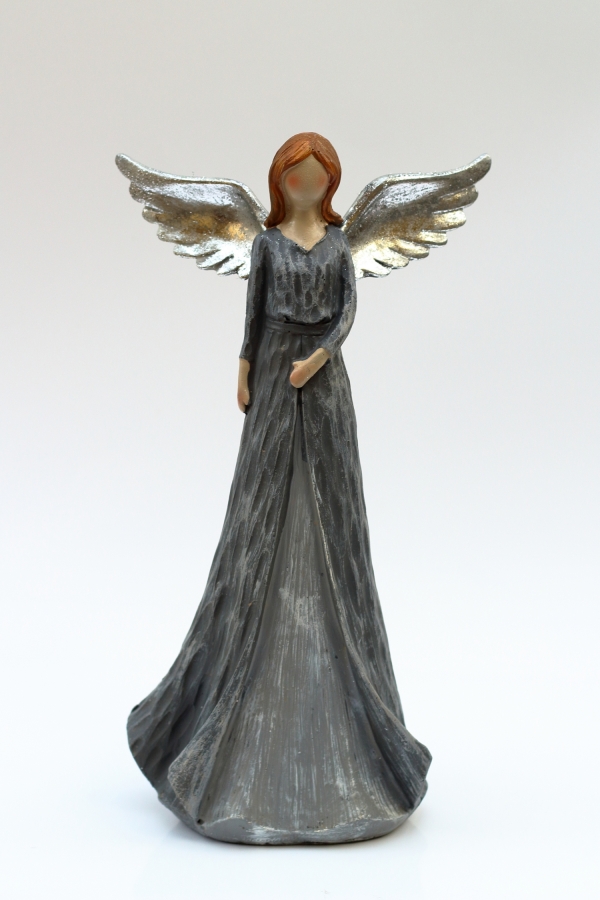 Anjel s šedými šaty XXL Materstvo