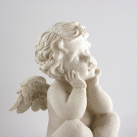 Anjel sediaci biely 22,5 cm A