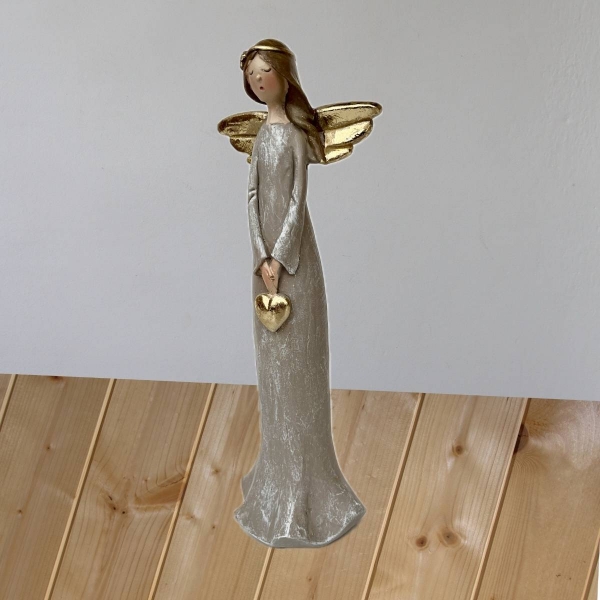 Anjel Serafín so srdiečkom 20,3 cm