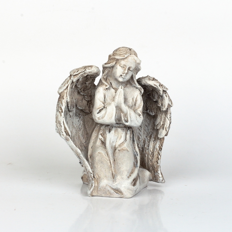 Anjel soška modliaci sa