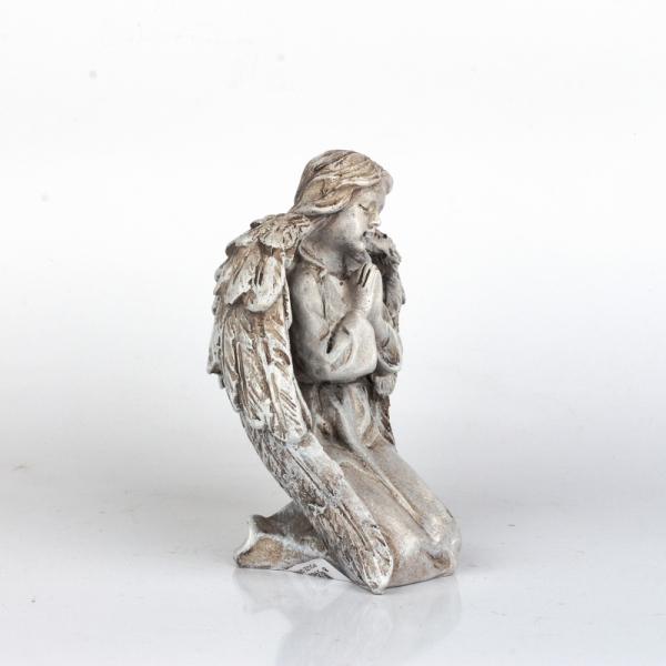 Anjel soška modliaci sa