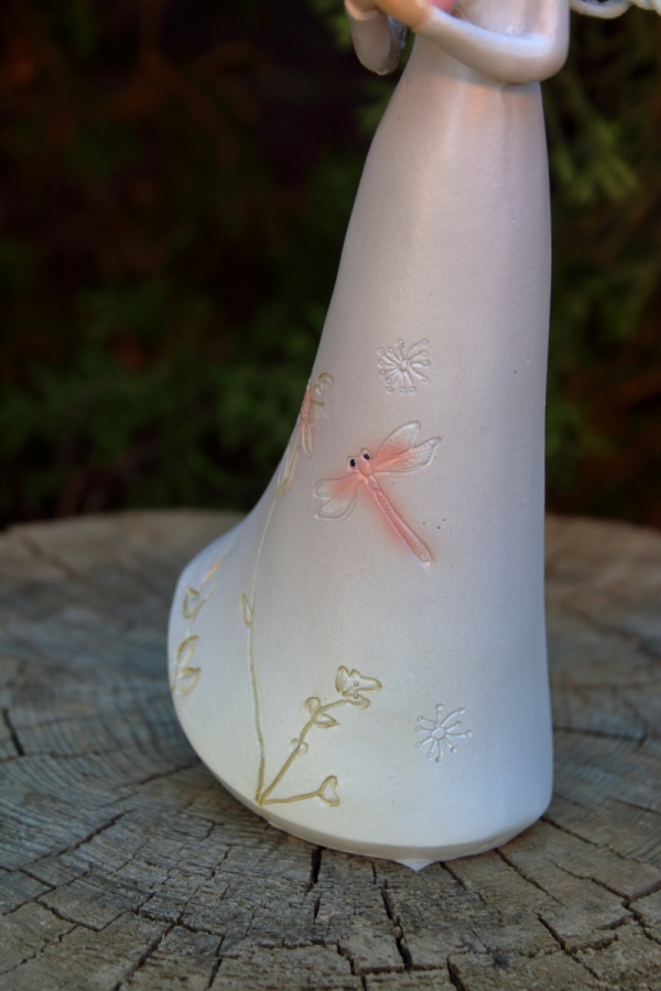 Anjel soška so srdcom 13×21×6,5cm