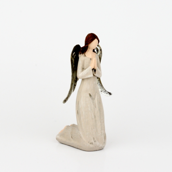 Anjel strážny kľačiaci s kovovými krídlami 20cm