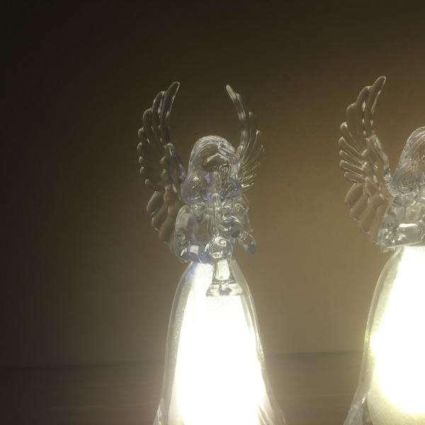 Anjeli dekorácie 11,5cm 4 kusy LED svietiace