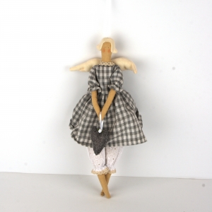 Andelko v kockovaných šatách 44cm