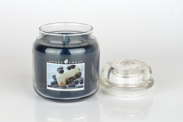 Aromatická sviečka v doze čučoriedkový koláč Goose Creek 450g