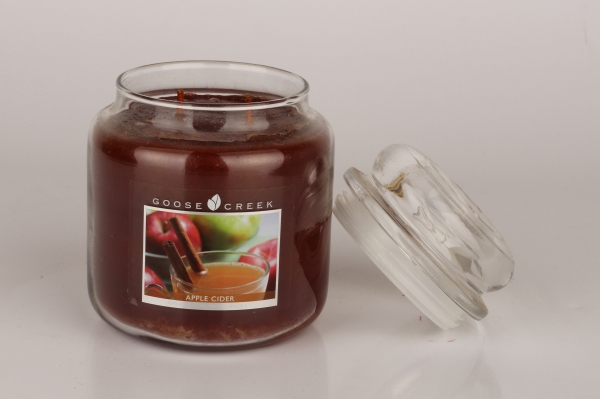 Aromatická sviečka v dóze jablkový cider Goose Creek 450g