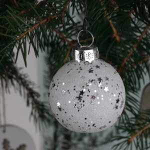 Baňky na stromeček bílé 12cm (set 6ks)