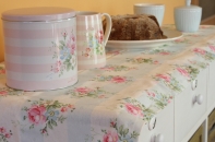 Behúň na stôl Marie pale blue 140x45cm