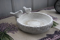 Betónové pítko pre vtáky s motívom ruží 18cm