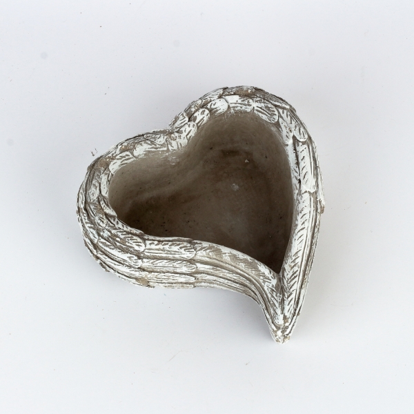 Betónový kvetináč srdce