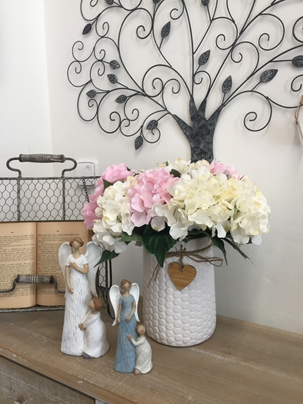 Biela váza 14,5x20x19,5cm