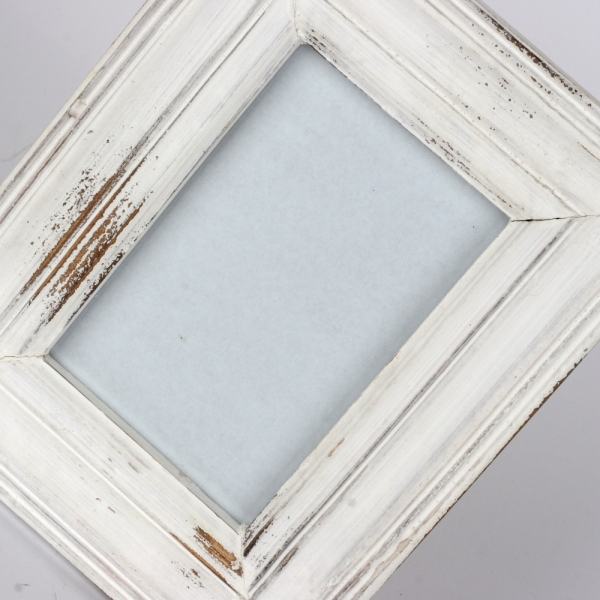 Biely drevený fotorámik s patinou 19x24,5cm