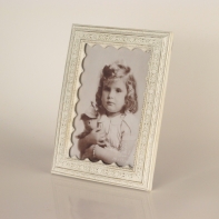 Biely rámik na fotografie s čipkou 14x19,5 cm