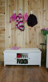 Botník so sedákom 102x36x41cm