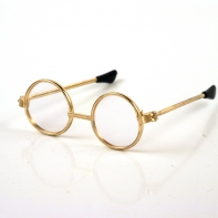 Okuliare pre bábiku i šklebíky