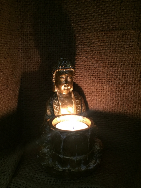 Budha svietnik 14 cm