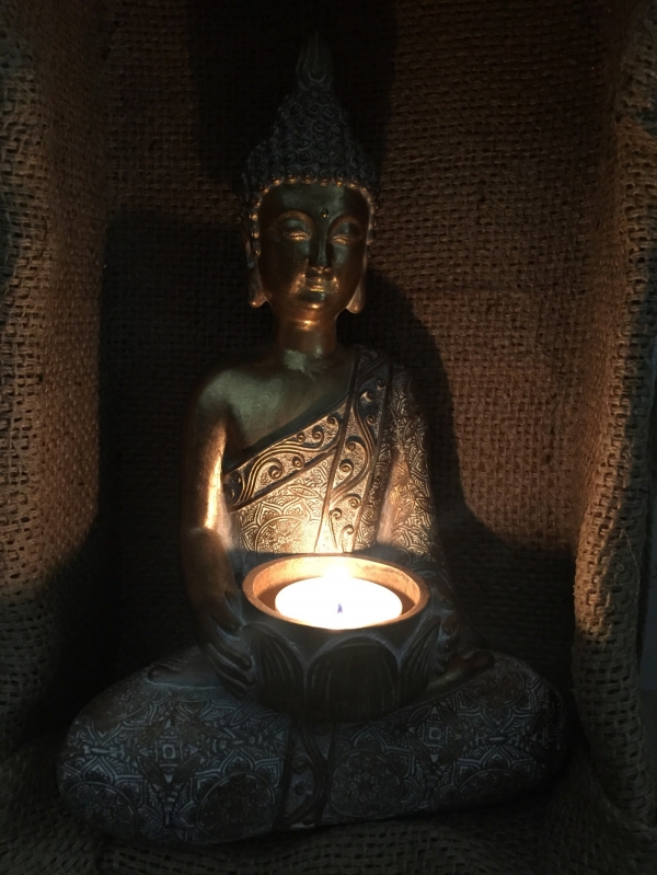 Budha svietnik 16,5x11,5x26cm