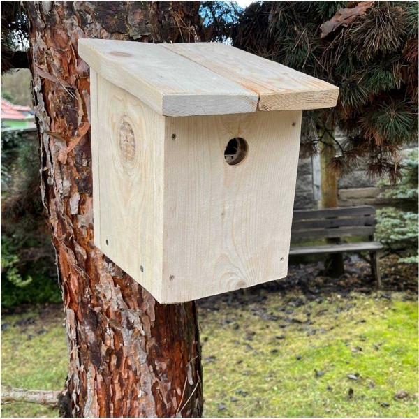 Búdka pre vrabce 34 mm z prírodného dreva - bez náteru
