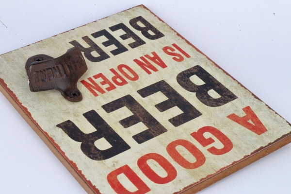 Ceduľa s otváračom fľašou A GOOD BEER IS AN OPEN BEER 18x23cm