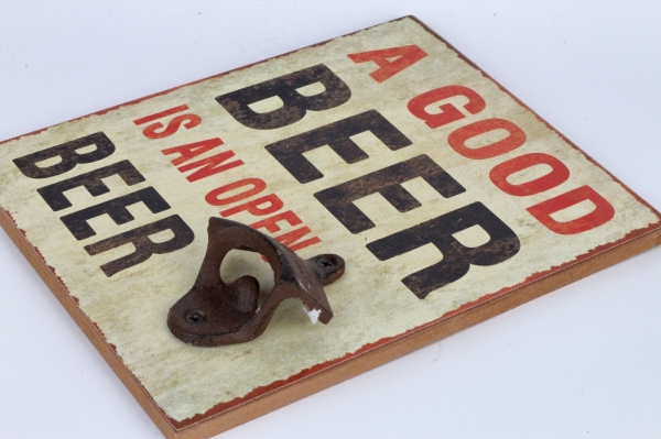 Ceduľa s otváračom fľašou A GOOD BEER IS AN OPEN BEER 18x23cm