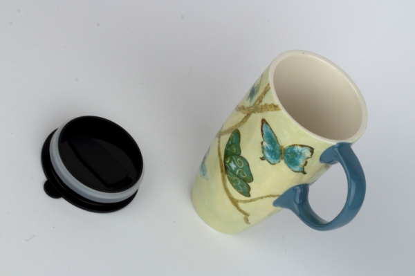 Cestovný hrnček s viečkom Motýle 500ml