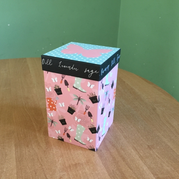 Cestovný hrnček s viečkom Ružová 0,5l