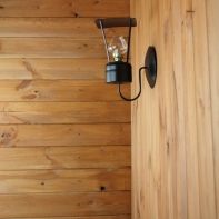 Chalupárska lampa na stenu