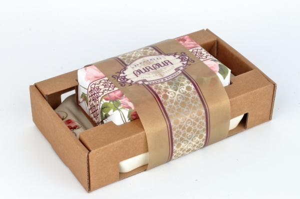 Darčekové balenie mydelnička s mydlom ruže Purpur 190g