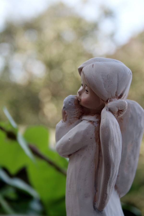 Dekorácia anjel s vtáčikom 15cm