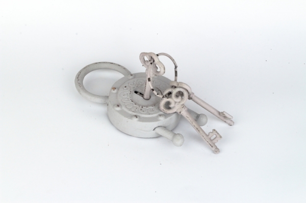 Dekorácie do chalupy liatinový zámok biely