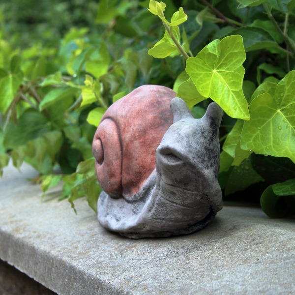 Dekorácia do záhrady šnek 1,5kg