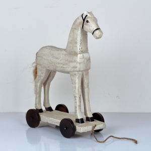 Dekorácie koník na kolieskach 50cm