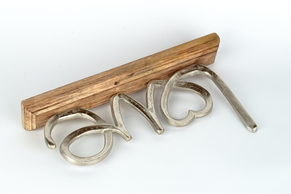 Dekorácia LOVE drevená 33x18cm