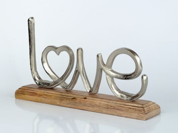 Dekorácia LOVE drevená 33x18cm