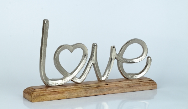 Dekorácia LOVE drevená 33x18cm