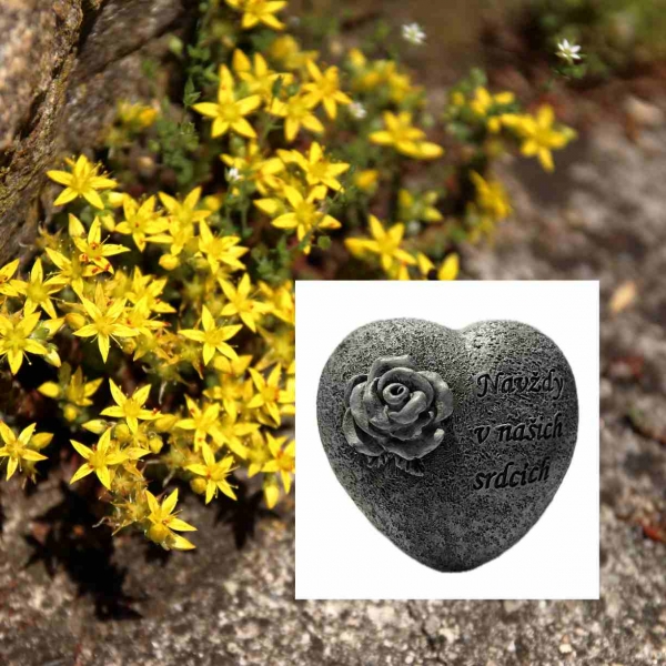 Dekorácia na hrob s ružičkou