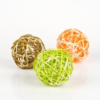 Dekorácia na stôl gule ratan 8cm zelená