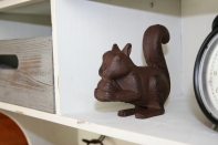 Dekorácia na záhradu - veverička 11,7x5,4x11cm