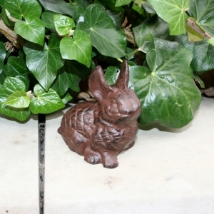 Dekorácia na záhradu zajac - vyradené