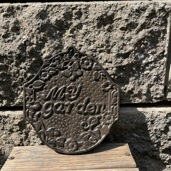 Dekorácia na stenu liatinová 18,5×20×0,5cm