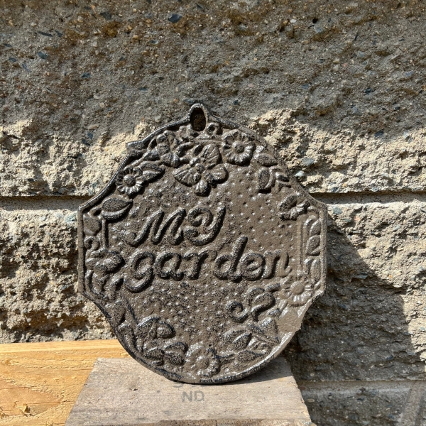 Dekorácia na stenu liatinová 18,5×20×0,5cm