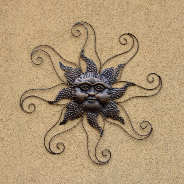 Dekorácia na stenu slnko 65x1x65cm