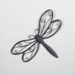 Dekorácia na stenu vážka kovová tmavá 49x34cm