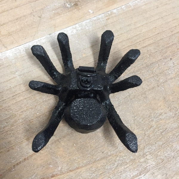 Dekorácia pavúk 7x8x2,5cm